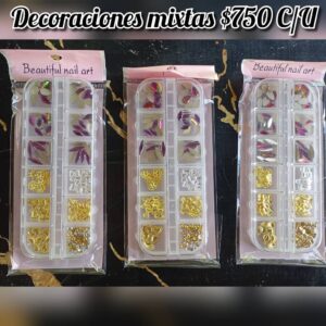 Decoraciones para uñas