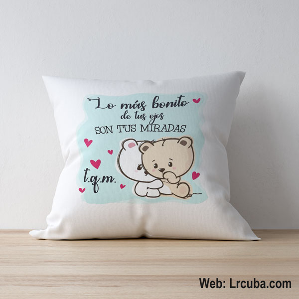 Cojines personalizados con temática de parejas